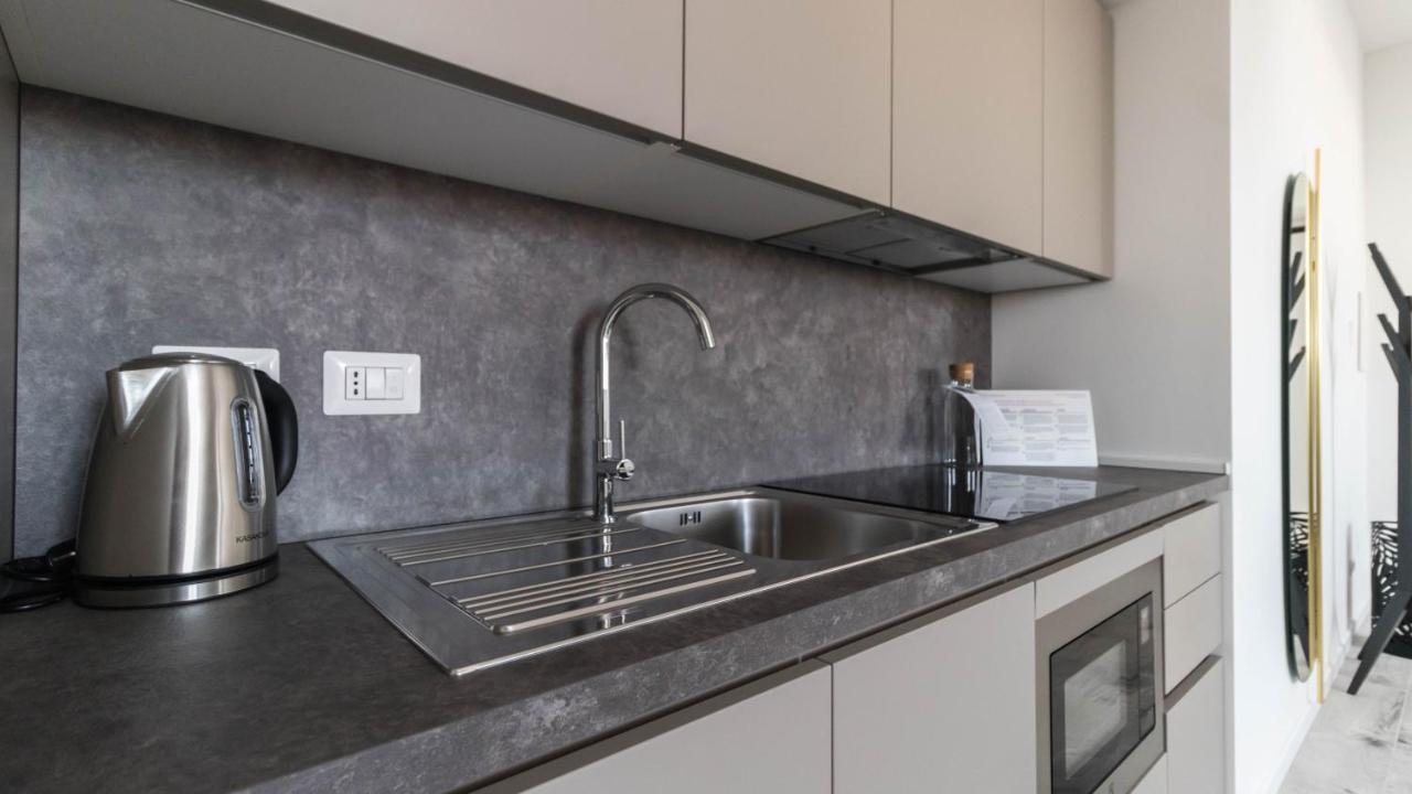 Italianway - Commenda 35 Apartment Милано Екстериор снимка